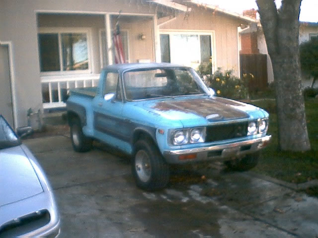 scott's truck.jpg (60kb)